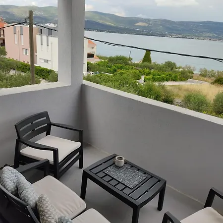 Apartment Apartman Lana Trogir