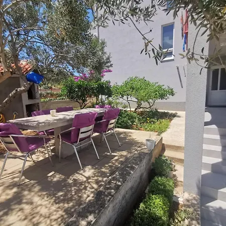 Apartman Lana